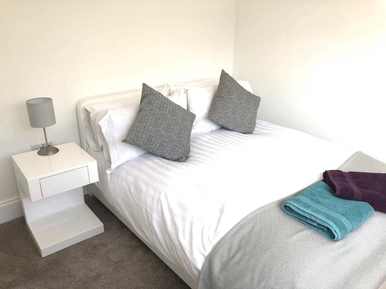 Ashbrook Harwell 18 Apartment Didcot Bagian luar foto